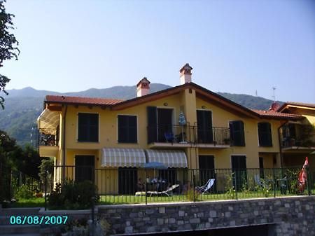 Appartamenti Maria Grazia Донго Екстериор снимка